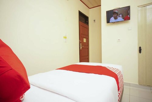 OYO 147 Hotel Winer, Book Hotel Hoteller i Palembang med parkering, Parkering