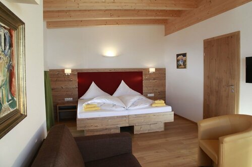 Alpenhotel Seiler, Забронировать Отель Зильц Mieminger Plateau