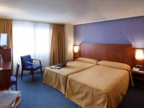 Torreluz Centro Hotel, Забронировать Отель Альмерия Коста-де-Альмерия, рядом с Port of Almeria
