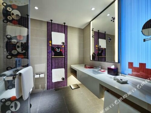 Q Hotel Shanghai Pudong, Varaa Hotelli Pudong Shanghai