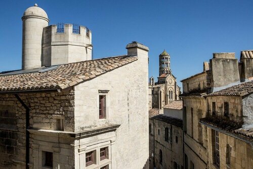 La Maison d'Uzès Relais & Châteaux, Забронировать Отель Юзес Gard