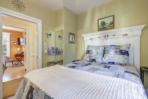 Broad Street Inn, Prenota Hotel Nevada City California