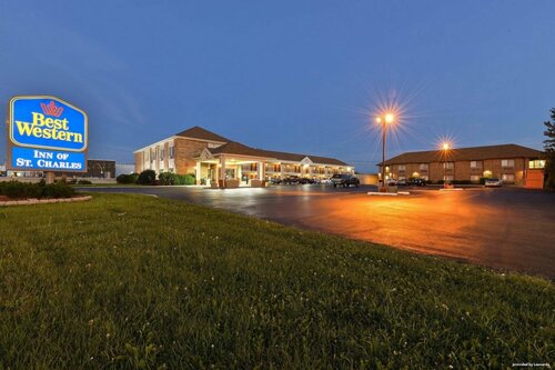 Days Inn by Wyndham St. Charles IL, Buchen Sie Hotel St. Charles Illinois