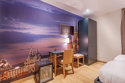 Hotel Jenner, Забронировать Отель Отели Ле-Кремлен-Бисетр с завтраком, Завтраки