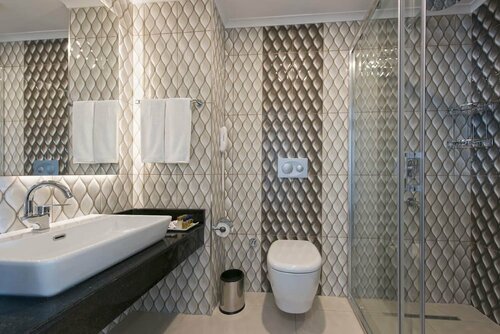 Albahir Deluxe Hotel, Забронировать Отель Отели Средиземноморского региона с парковкой, Парковка