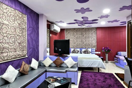 Hotel Narayani Enclave near Acropolis Mall kasba, Book Hotel Hoteller i Jādabpur med parkering, Parkering
