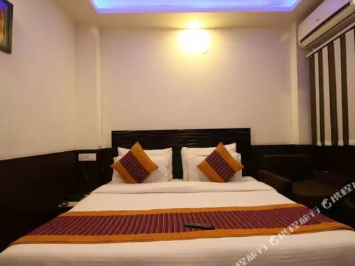 Hotel Hill Palace -Near Karol Bagh Metro Station, Забронировать Отель Отели Нью-Дели с завтраком, Завтраки