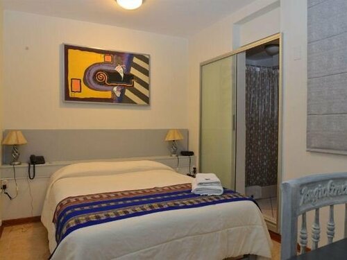Hosteria Angiolina, Prenota Hotel Miraflores 