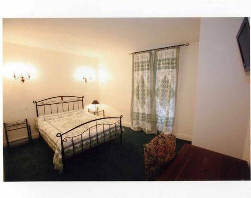 Le Renaissance, Book Hotel Hoteller i Rhône-Alps med parkering, Parkering