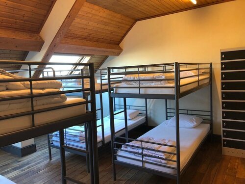 Boomerang Hostel Antwerp, Забронировать Хостел Отели Антверпена с завтраком, рядом с Metro Meir, Завтраки