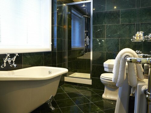 Wrea Head Hall, Rezervați Hotel Hoteluri de afaceri în Merseyside, 4* 5*