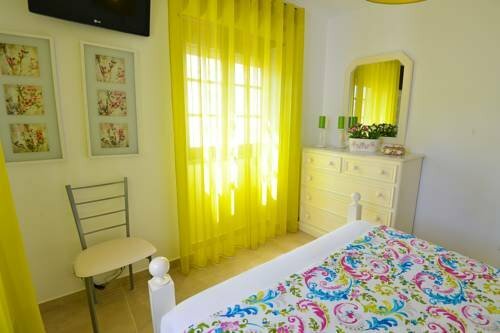 Modern Villa With Private Swimming Pool Near Nazare