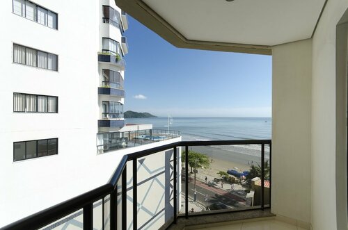 Hotel Villa do Mar, Забронировать Отель Отели Балнеариу-Камбориу с парковкой, рядом с Papagaio's Restaurant, Парковка