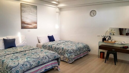 V Resort Dasma, Забронировать Курортный отель Отели Мантинлупа с бассейном, Бассейн
