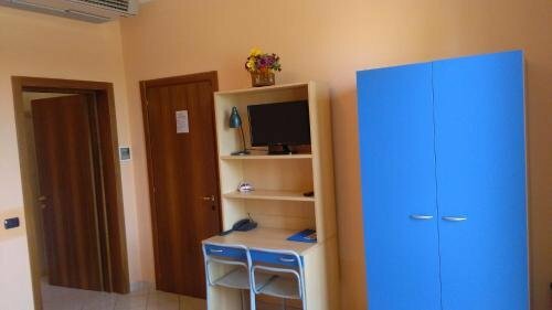 La Quercia Hotel con Ristorante, Забронировать Отель Сан-Джованни-ин-Кроче Ломбардия