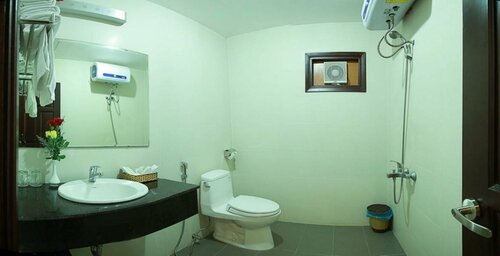 Van Hai Hotel, Забронировать Отель Отели Халонг с парковкой, Парковка