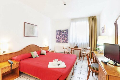 Hotel Yacht Club, Prenota Hotel Marciana Isola d'Elba