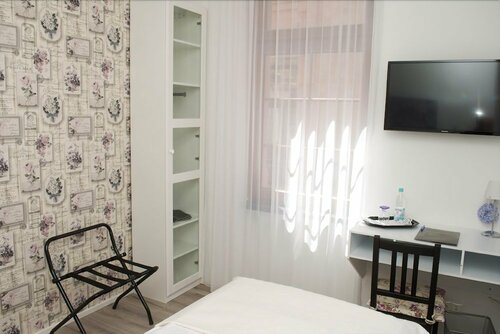 Residenz Hotel Garni Edenkoben, Prenota Hotel Edenkoben 