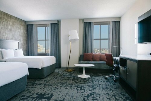 Marriott St. Louis Grand, Забронировать Отель Downtown St. Louis Сент-Луис, рядом с Арка «Врата на запад»