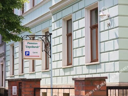 Pension Engelhardt, Забронировать Отель Отели Кведлинбург 3 звезды, 3*