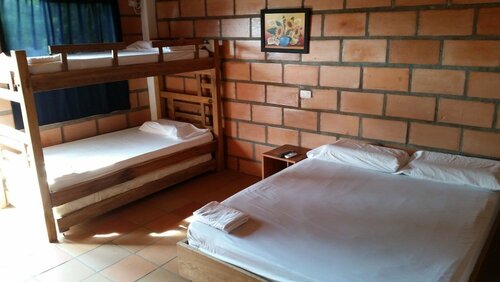 Hotel Pizzeria Opera Tolu, Rezerwuj Hotel Hotele w Sucre z parkingiem, Parking