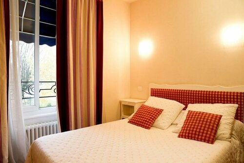 Brit Hotel Essentiel Pontivy Robic, Prenota Hotel Pontivy Morbihan
