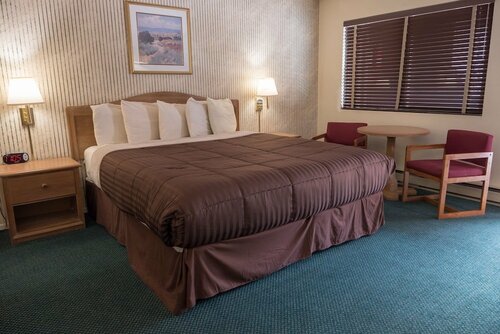 Whispering Pines, Book Mini-hotel June Lake Mammoth