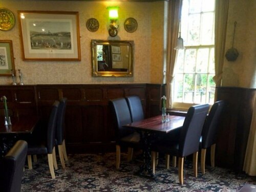 The Weir Hotel, Забронировать Отель Отели High Weald с парковкой, Парковка