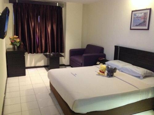 Lai Lai Mutiara Hotel, Book Hotel Nagoya Batam