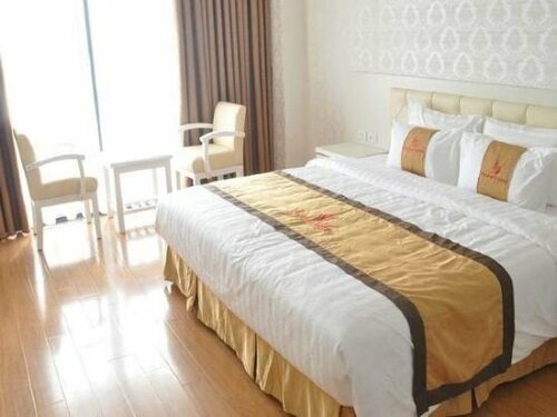 Phoenix Hotel, Забронировать Отель Нгашон Тханьхоа́