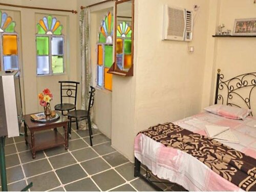 Jag Niwas Guest House & pure veg restaurant, Buchen Sie Pension Udaipur Rajasthan