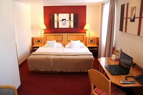 Hotel Riezler Hof, Reserva ahora Hotel Hoteles en Rhine Valley con aparcamiento, Aparcamiento