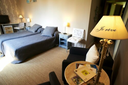 Logis Hotel Restaurant lOrée Des Bois, Забронировать Отель  