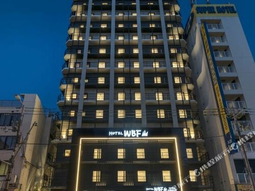 The B Namba-kuromon, Забронировать Отель Тюо Осака, рядом с Wins Dottonbori