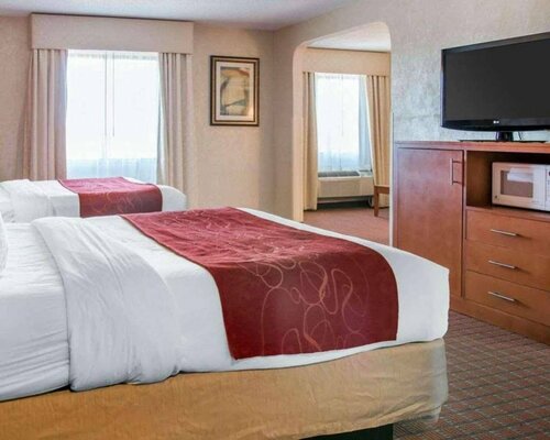 Comfort Suites Auburn Hills-Detroit, Забронировать Отель Оберн-Хиллс Detroit Metropolitan Area