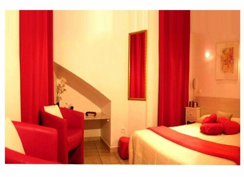 Hotel du Soleil, Забронировать Отель Йер Var coast, рядом с Hyeres Casino