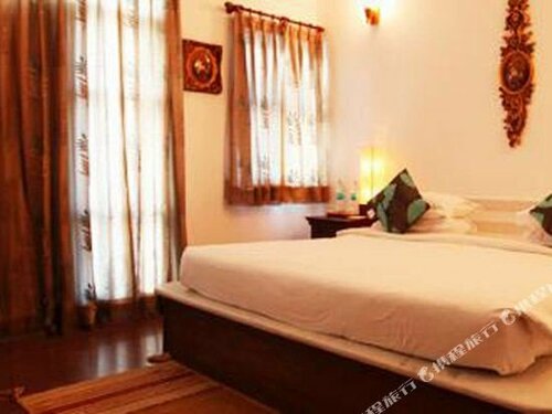 Shanti Home, Забронировать Отель Джанапури 