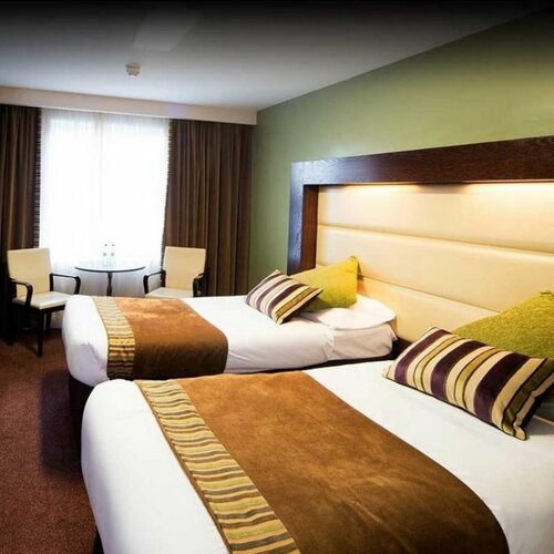 Treacys West County Hotel Ennis, Забронировать Отель Отели Буррен с парковкой, Парковка