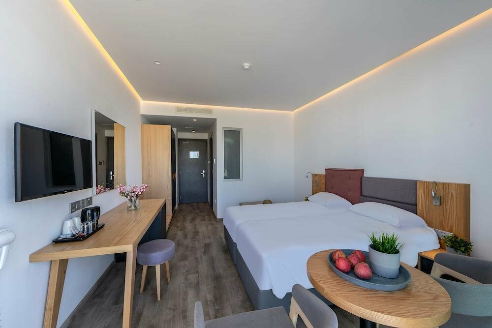 Protaras Plaza Hotel
