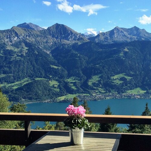 Hotel Gloria, Забронировать Отель Отели Беатенберг с парковкой, рядом с Luftseilbahn Beatenberg-Niederhorn Gondola, Парковка