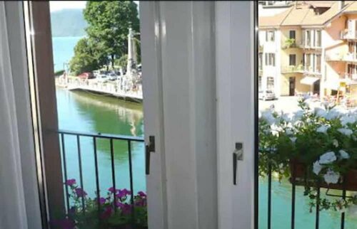 Croce Bianca, Rezervați Hotel Omegna 