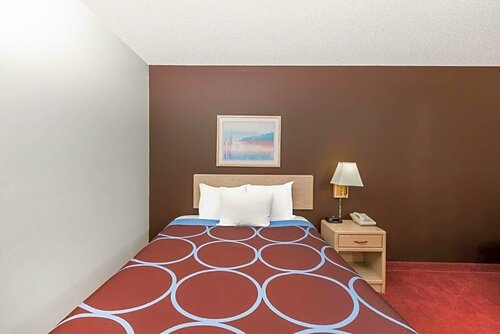 Super 8 by Wyndham Estherville, Prenota Hotel Estherville Iowa
