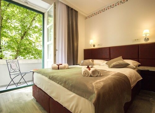 Guesthouse Old Mulberry, Reserva ahora Hotel Hoteles en Croatian Islands con aparcamiento, Aparcamiento