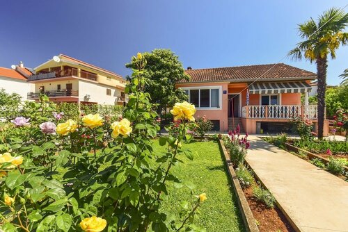 Holiday House Anica 1313, Забронировать Апартаменты/квартира Отели Бибинье с парковкой, Парковка