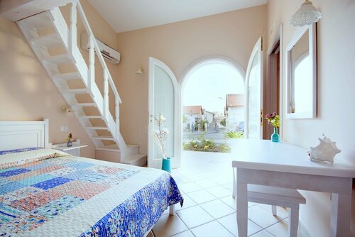 Residenza a due passi dal mare, Забронировать Отель Отели Тропеа с парковкой, рядом с Церковь Санта-Мария-дель-Изола, Парковка