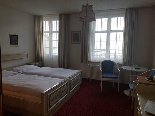Hotel Strandhotel, Prenota Hotel  