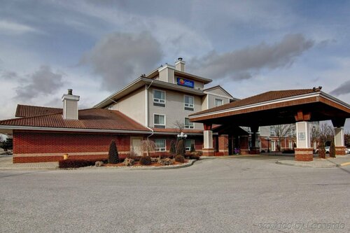 Comfort Inn & Suites, Reserva ahora Hotel Hoteles en Ontario con aparcamiento, Aparcamiento