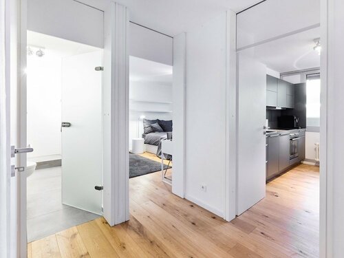 Helle 2-Zimmer-Wohnung im 16. Og
