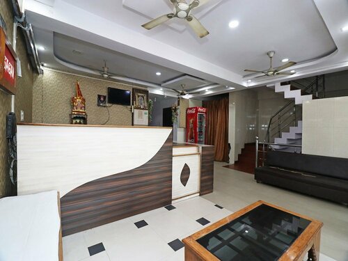 OYO 19004 Hotel Gagan, Забронировать Отель Отели Лакхнау 3 звезды, 3*