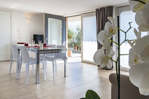 IseoLakeRental - Vacanza Romantica, Забронировать Отель Отели Рива-ди-Сольто с бассейном, Бассейн